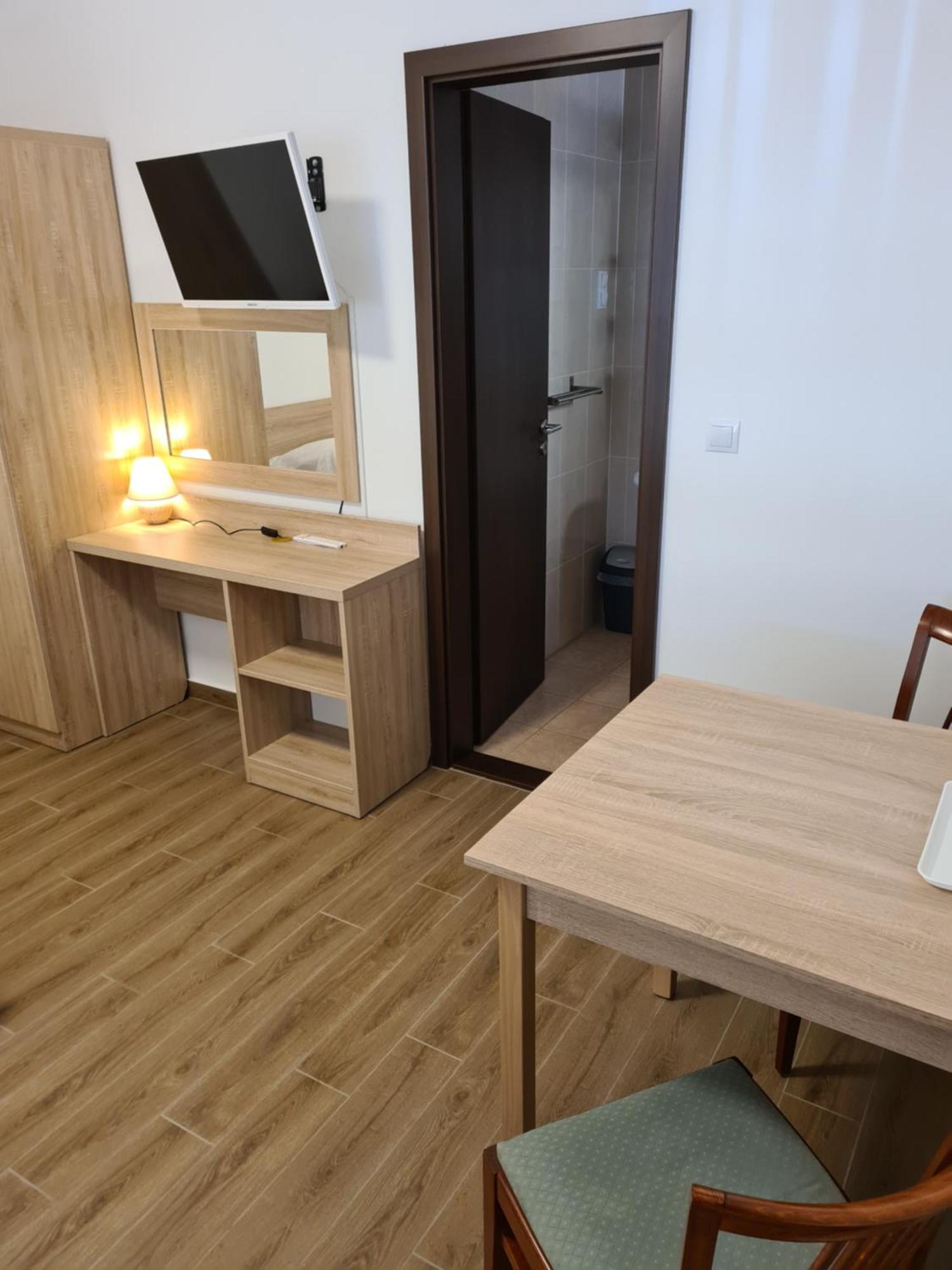 Tancsics Vendeghaz Hotel Siófok Værelse billede