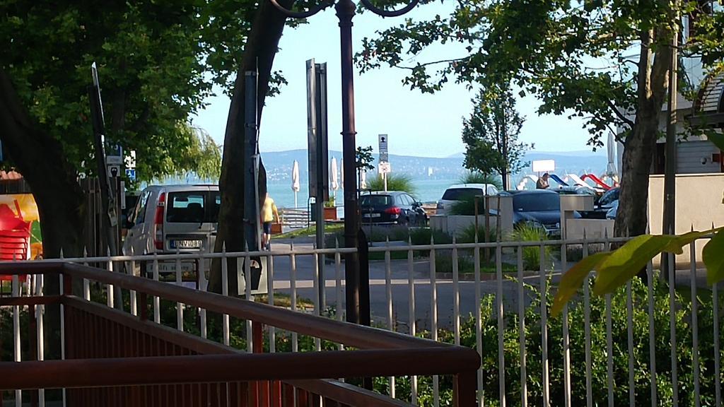 Tancsics Vendeghaz Hotel Siófok Eksteriør billede